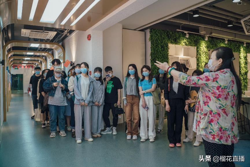 再建校媒合作“朋友圈”太阳成集团师生参观西安广播电视台